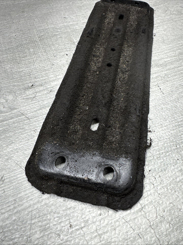 01-13 BMW E46 E90 E92 E93 M3 OEM MIDPIPE EXHAUST BRACKET SUPPORT PLATE