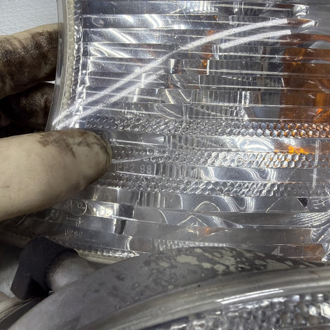 02-06 BMW E46 325 328 M3 Clear Corner Lights Tail Lamps 6919651 6919652 *Notes*