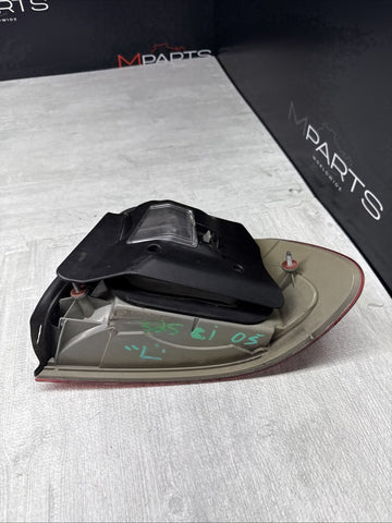 01-06 E46 BMW 330 M3 CONVERTIBLE REAR LED TAIL LIGHT LEFT 6937453 *BAD LEDS