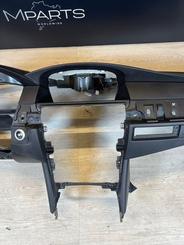 (PICKUP ONLY) 06-10 BMW E60 525 528 530 535 545 550 M5 Dash Board Dashboard