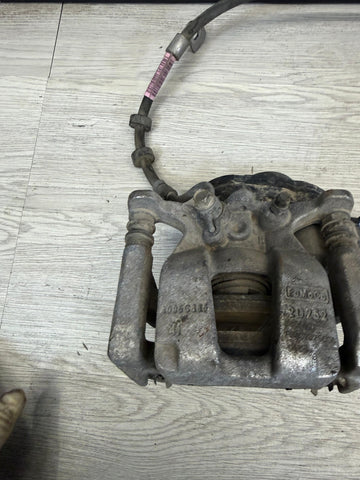 2024-2025 Ford Mustang Right Rear Brake Caliper Assembly + Brake Hose Line OEM