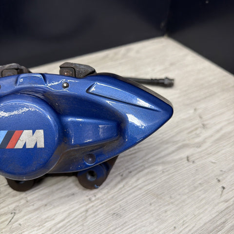 BMW F80 F82 F83 M3 M4 15-20 REAR LEFT DRIVER SIDE BREMBO BRAKE CALIPER OEM BLUE