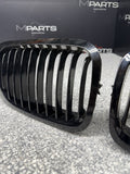 BMW 01-06 E46 M3 Front Kidney Grilles Gloss Black Set