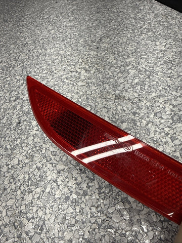 BMW F90 M5 SEDAN REAR REFLECTOR REAR RIGHT 63147857006