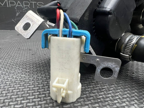 Ferrari 458 AC Water Heater Valve Cooling Water Pipe Connector Pipe 82302900