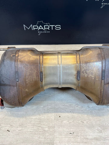 (PICKUP ONLY) Lamborghini Huracan LP610 Audi R8 Muffler Exhaust Rear Factory OEM