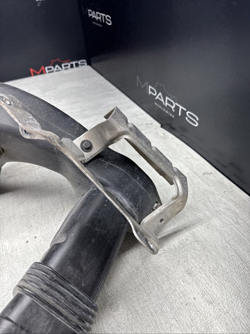 06-10 BMW E63 E64 M6 FRONT BUMPER LEFT DRIVER SIDE BRAKE AIR DUCT 7899787 *Chip*