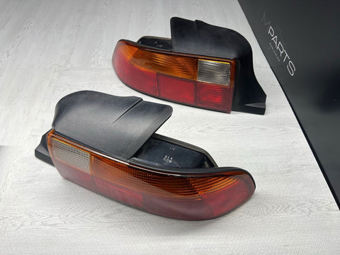 BMW Z3 Z3M Roadster Shoe Rear Tail Lights Clear OEM Pair Set