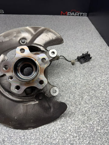BMW 1 2 Series F70 F74 Driver O/S Right Front Wheel Carrier Hub OEM 6890172