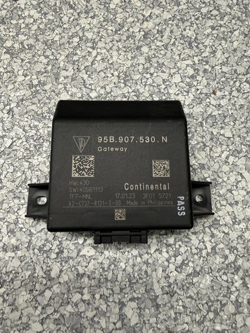 19-25 PORSCHE GT4 RS MACAN GATEWAY COMPUTER CONTROL MODULE 95B.907.530.N