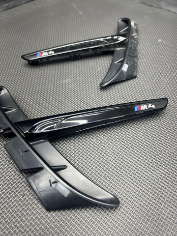 15-20 BMW F82 F83 M4 FRONT FENDER SIDE VENTS GRILLES GLOSS BLACK OEM 8058779