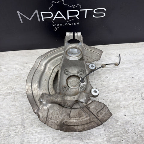 15-20 OEM BMW F80 F82 F83 M3 M4 Front Right Hub Spindle Knuckle Wheel Bearing
