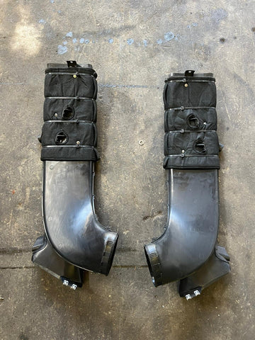 15-20 Ferrari 488 Spider Left & Right Flank Vents Extraction Ducts 88352500