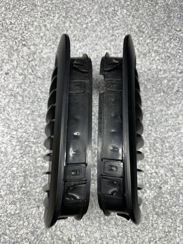 01-06 BMW E46 M3 Front Kidney Grilles Grills Matte Black *3 Broken Tabs