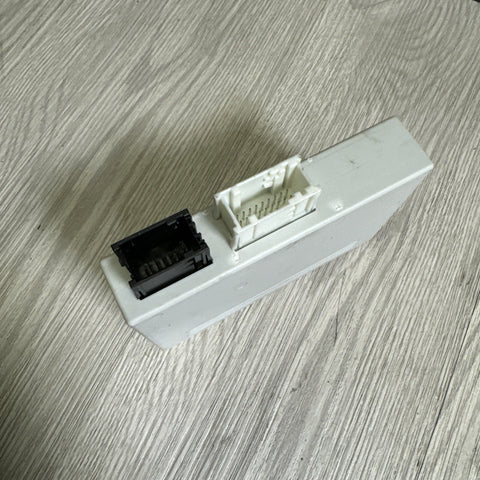 08-13 BMW E90 E91 E92 E93 M3 PDC Module BOSCH 9252639