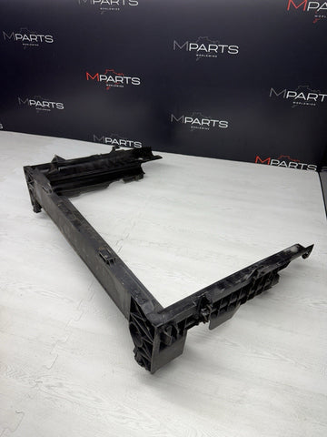 06-10 BMW E60 E63 E64 M5 M6 V10 S85 RADIATOR CARRIER HOUSING BRACKET MODULE OEM