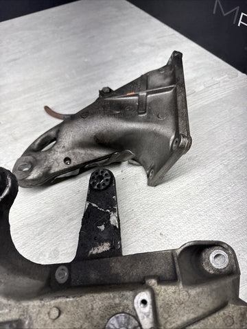 01-06 BMW E46 M3 Left Right Engine Support Suspension Arm Mounts Brackets SMG