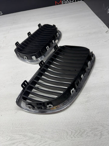 08-13 BMW E90 E92 E93 M3 Front Kidney Grilles Grills Chrome OEM