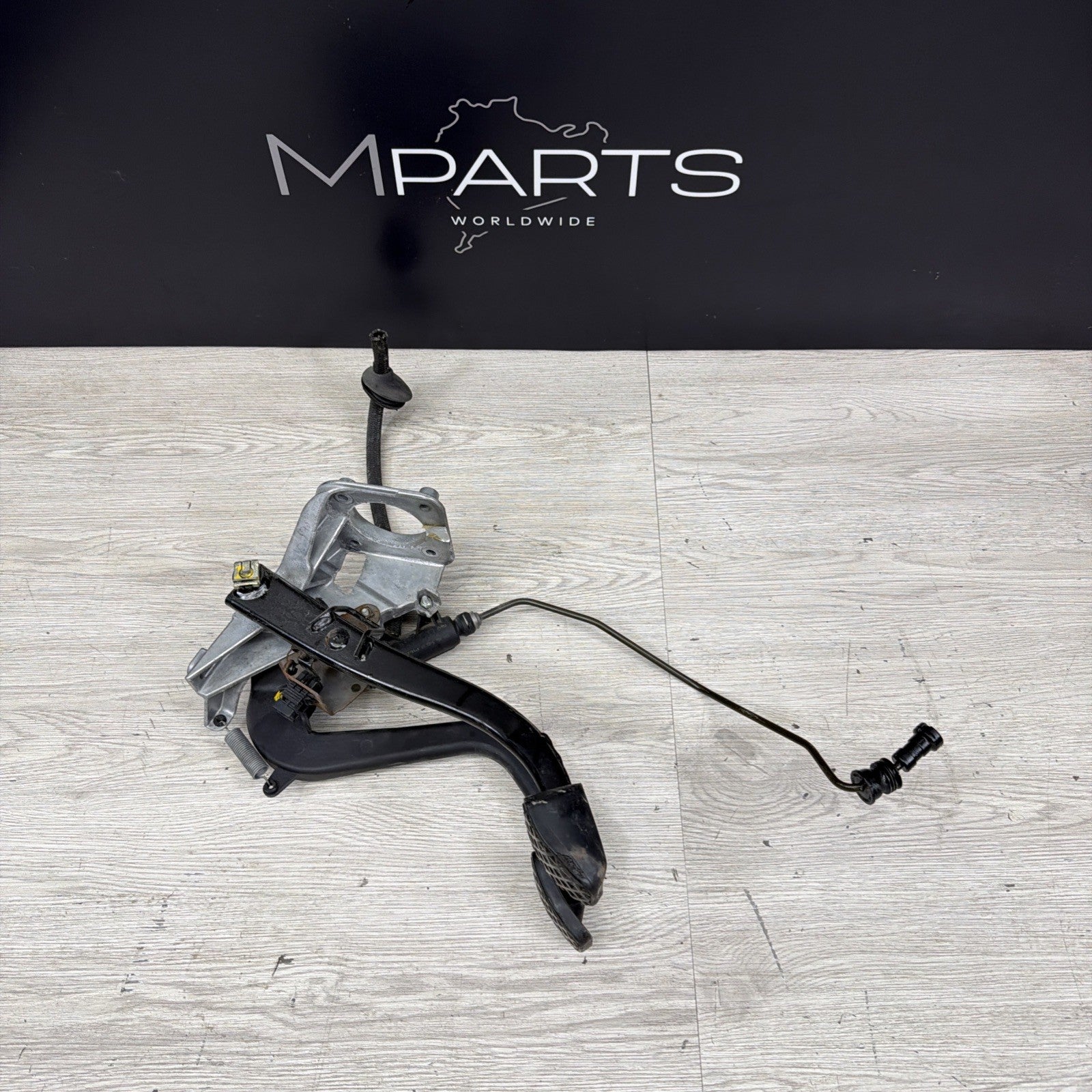 e46 pedal 01-06 BMW E46 M3 OEM Clutch and Brake Pedal Assembly