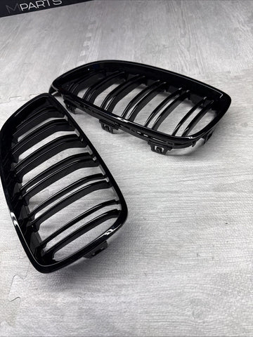 BMW 15-20 F80 F82 F83 M3 M4 Front Kidney Grilles Gloss Black Set