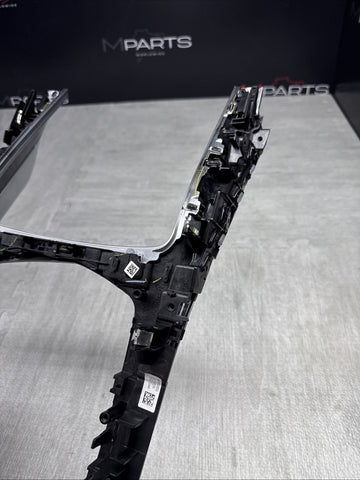 BMW G06 X6 F96 X6M Cup Holder Center Console Drink Holder 5A34FD9 Carbon Fiber