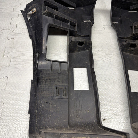 01-06 BMW E46 M3 FRONT BUMPER COVER GUARDS BRACKETS 2695247