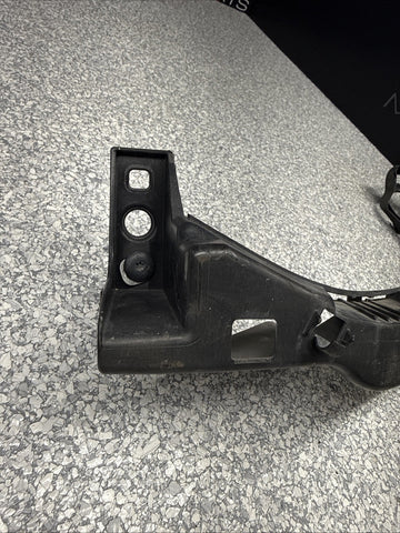 07-13 OEM BMW E90 E92 E93 M3 Left Driver Side Headlight Bracket Mount *Tab