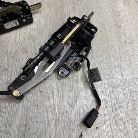 01-06 BMW E46 325 330 M3 - Convertible Top Latches Motors  - 7031361 7031362 OEM
