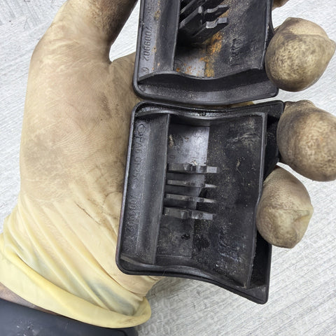 BMW GENUINE OEM E46 M3 01-06 BLACK REAR CHILD SEAT TRIM CAPS PAIR 7009902