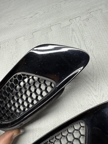 08-13 BMW E90 E92 E93 M3 Hood Scoops Jet Black Pair 8042978