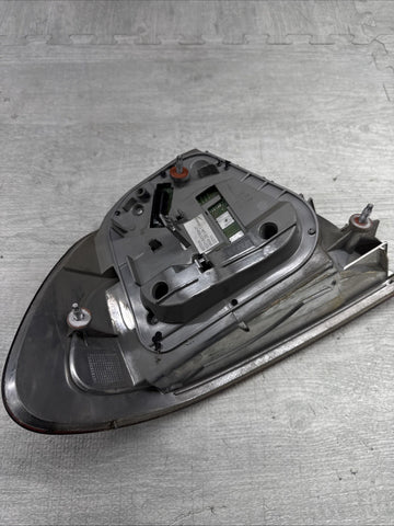 BMW E46 325 330 M3 CONVERTIBLE LED TAIL LIGHT RIGHT PASSENGER SMOKED LENS