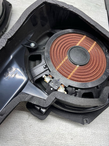 BMW 06-10 E64 650i M6 SUBS SUBWOOFERS LOGIC7 HIFI OEM 6943081