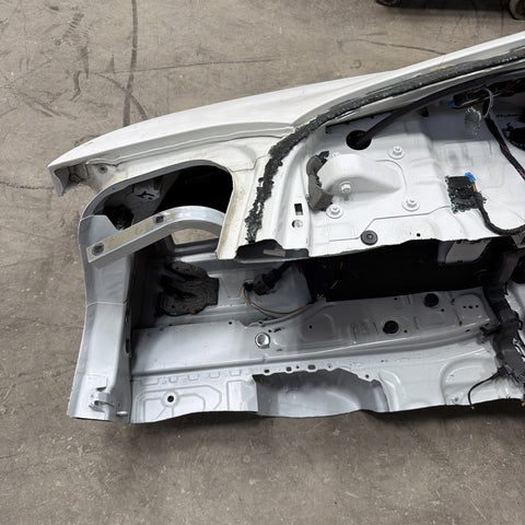 (PICKUP ONLY) BMW F82 M4 15-20 Driver Left Quarter Panel Shell