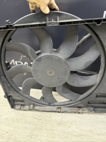 BMW E90 E92 E93 M3 08-13 ENGINE RADIATOR COOLING FAN & SHROUD OEM 2283621