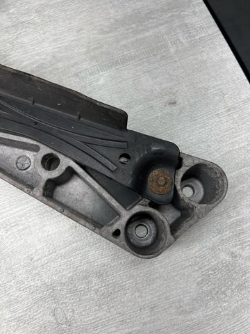 BMW G30 G01 G02 G11 G12 F90 F93 G07 M5 M8 TRANSMISSION CROSSMEMBER MOUNT BRACKET