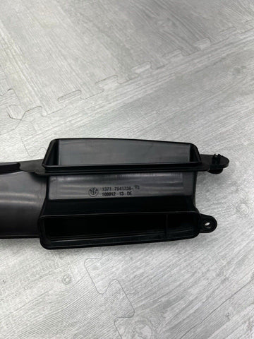 BMW E90 E92 E93 M3 Air Intake Duct Suction Tube 7541738 06-13 325 328 330 335 M3