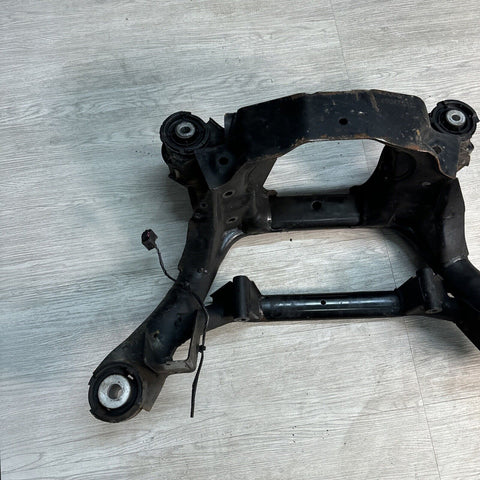 01-06 BMW E46 M3 REAR SUSPENSION SUBFRAME AXLE CARRIER CRADLE