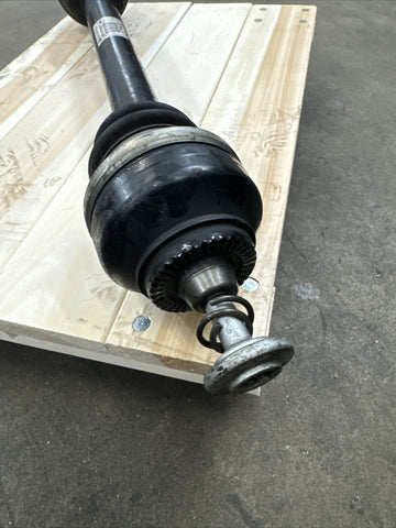 2013-2018 BMW M5 M6 F06 F10 F12 F13 Rear Right Output Half Shaft Axle 2284116
