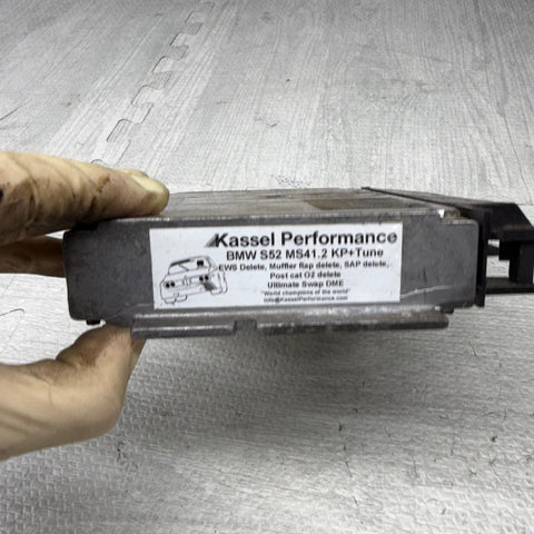 1996-1999 BMW 323i/328i / 528i DME Engine Computer OEM 1437806