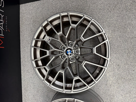 BMW M3 M4 CS CSL G80 G82 19/20 Staggered OEM Hyper Silver 827M