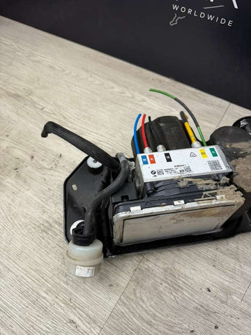 18–25 BMW G05 G06 G07 X5 X6 X7 Air Suspension Compressor Pump OEM 5A08BC9