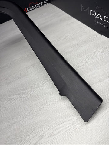 21-26 BMW G80 M3 FRONT RIGHT DOOR FRAME MOLDING TRIM W SPEAKER OEM 51337447172