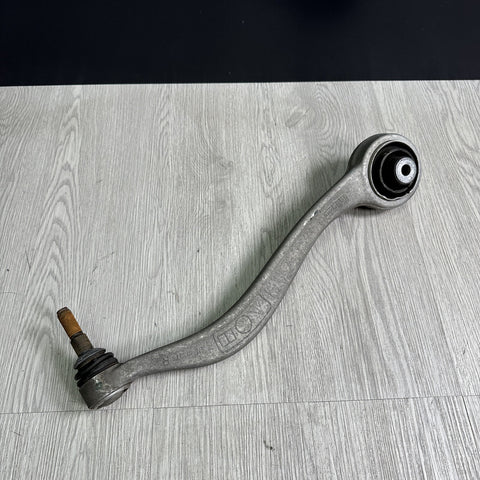 15-20 BMW F80 F82 F83 M3 M4 Front Right Passenger Control Arm OEM 2284532
