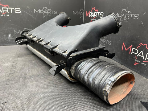 Air Cleaner Filter Box Duct Assembly 315204 318480 OEM 14-16 Ferrari 488