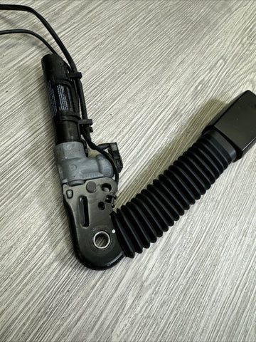 01-06 BMW E46 3-Series M3 Right Passenger Lower SeatBelt Buckle Tensioner