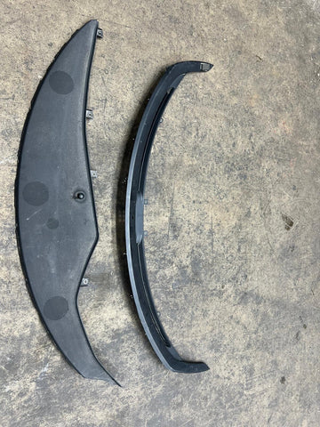 15-20 Ferrari 488 Dash Defrost Vents 831150