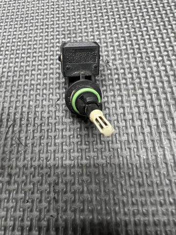 Intake Air Charge Temperature Sensor Hella 009109351 08-13 BMW E90 E92 E93 M3