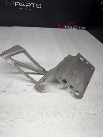 08-13 BMW E90 E92 E93 M3 Front Bumper Left Driver Side Bracket Mount OEM
