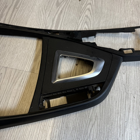 15-20 BMW M235I OEM F22 F23 M2 CENTER CONSOLE WITH TRIM