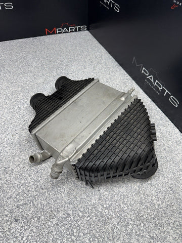 15-21 BMW S55 F80 F82 F87 F83 M4 M3 M2 TOP MOUNT INTERCOOLER AIR COOLER OEM